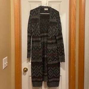 Maroon/Gray/Black Printed Thick Cardigan, Target/Universal Thread, size Large